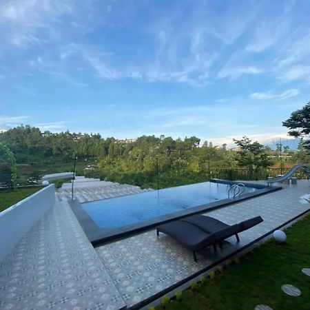 Villa Kuta Puncak Cilama Exterior photo
